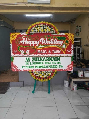 Papan Bunga di Cilenggang